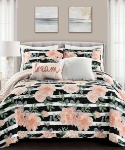 Amara Watercolor Rose Quilt Set